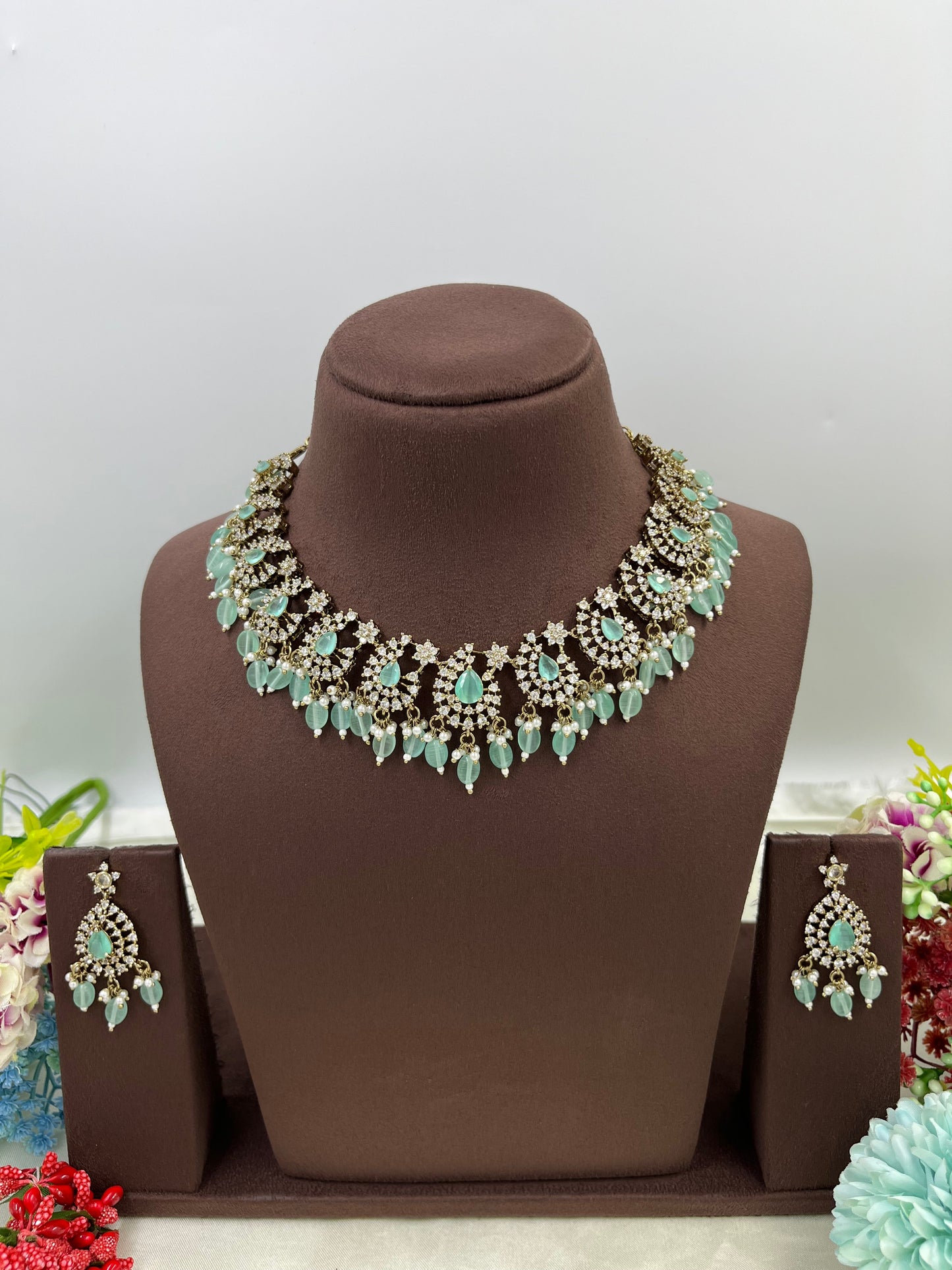 Luri Victorian Necklace