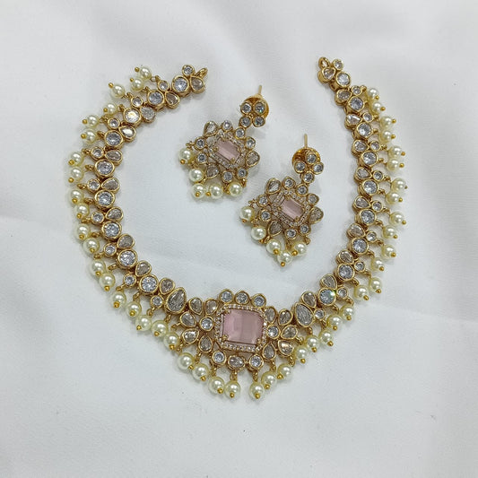 DELICATE MOTI VICTORIAN NECKLACE
