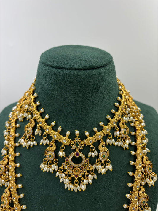 AMRAPALI TRADITIONAL GOLD PLATED COMBO SET