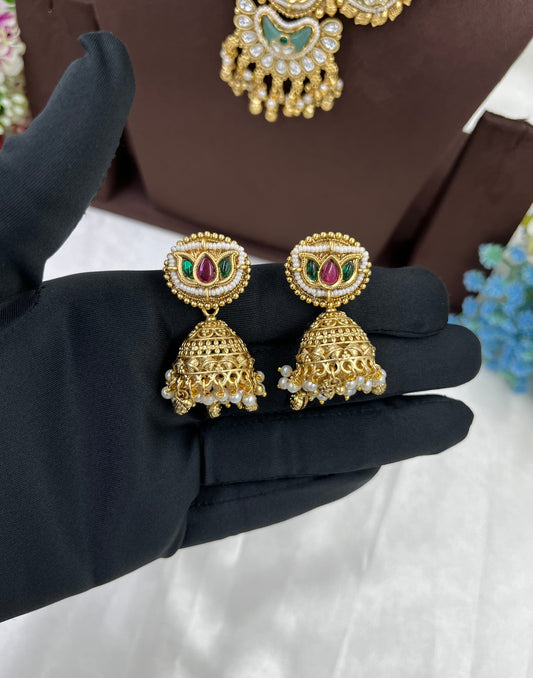 Tishyaa Gold & Gems Necklace