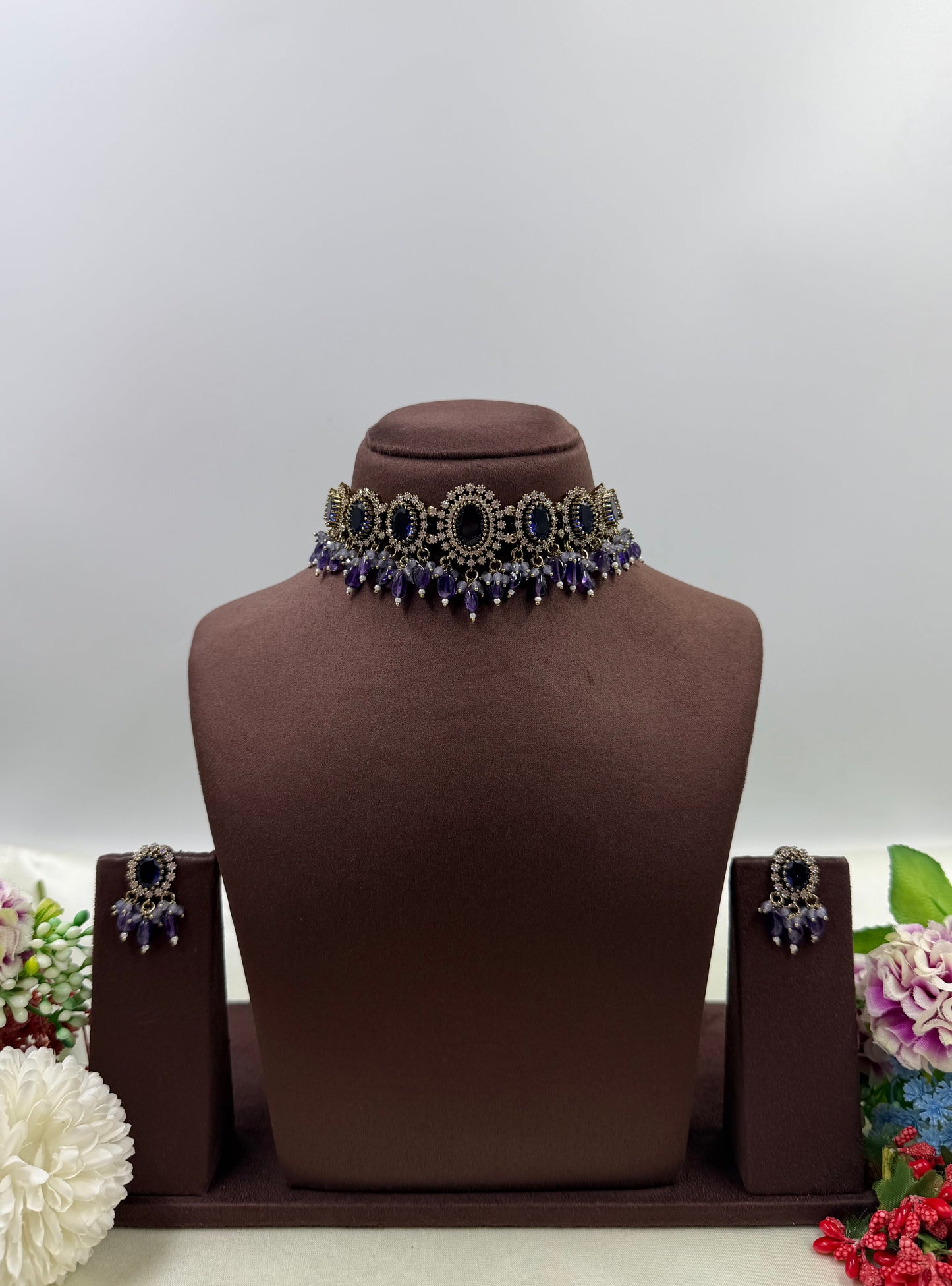 Mukta Premium Victorian Choker Necklace Set