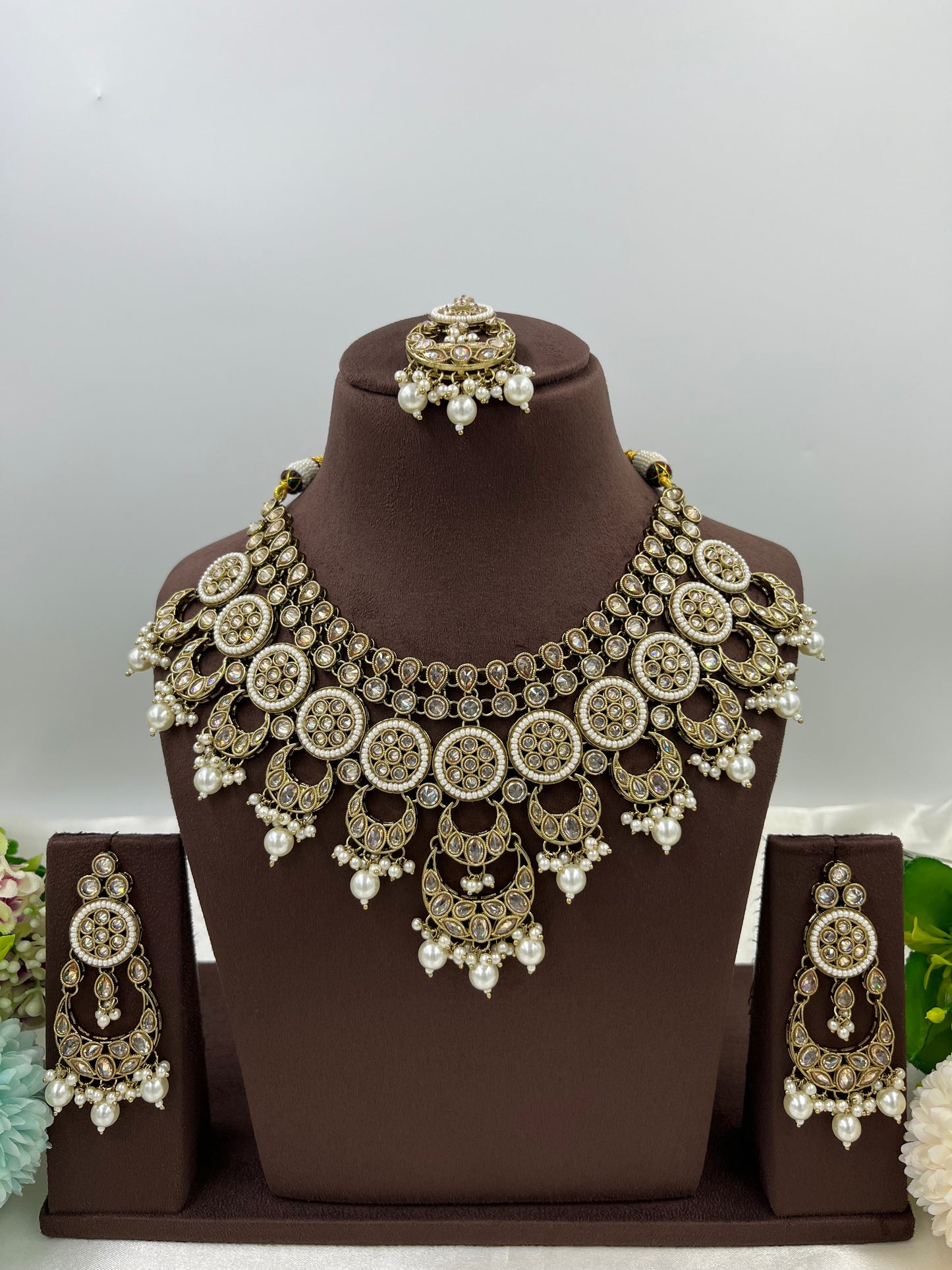 Jashn Premium Victorian Ad Necklace