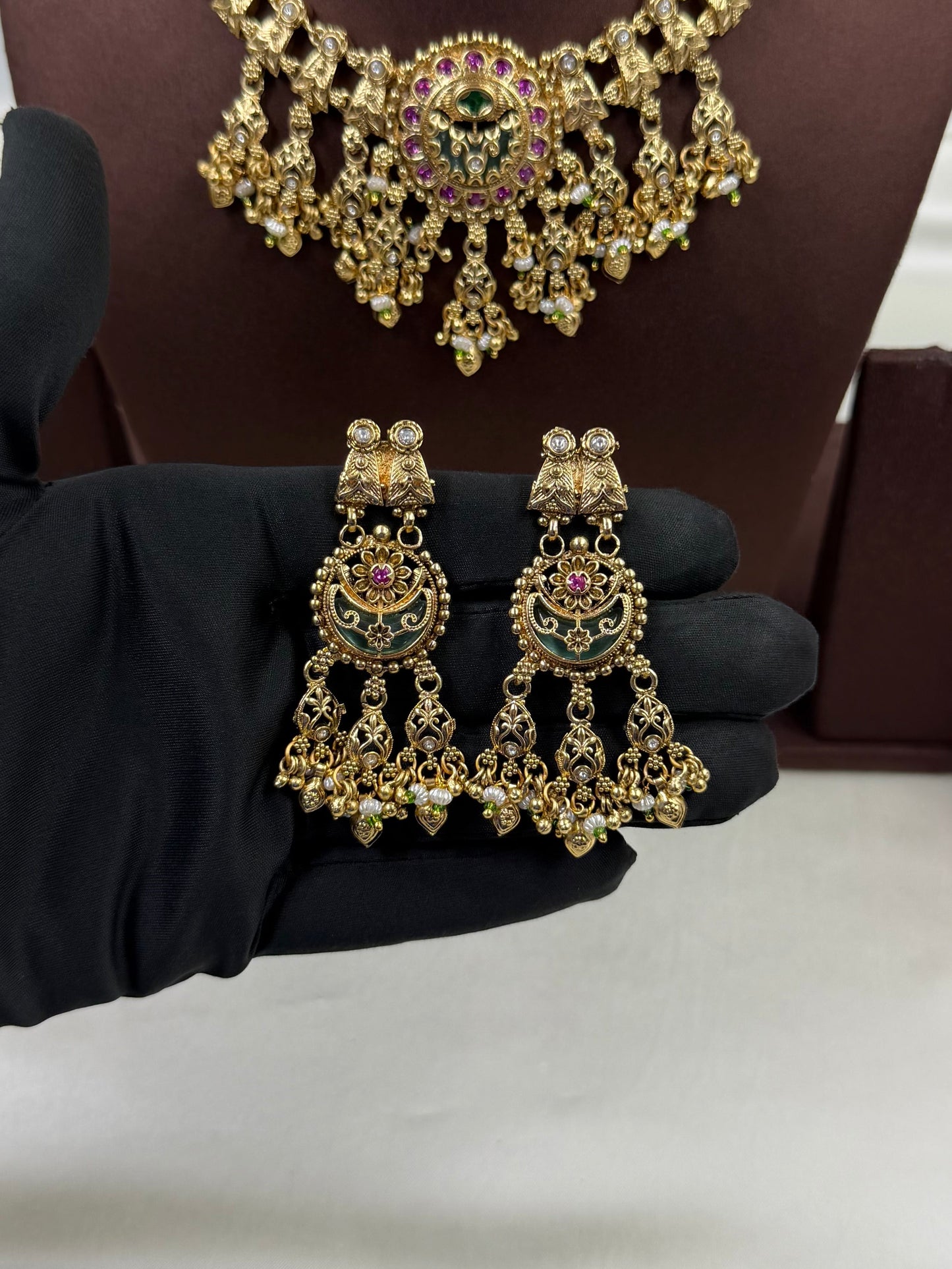 Madhuri Heritage Premium Necklace