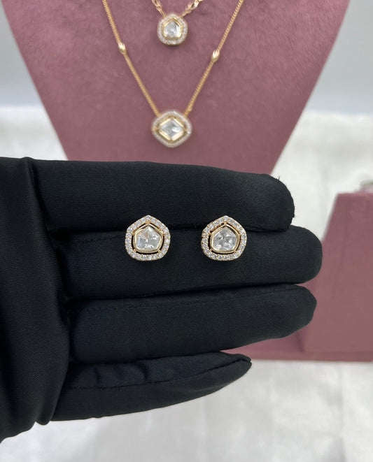 Velina Vogue Chain Pendent