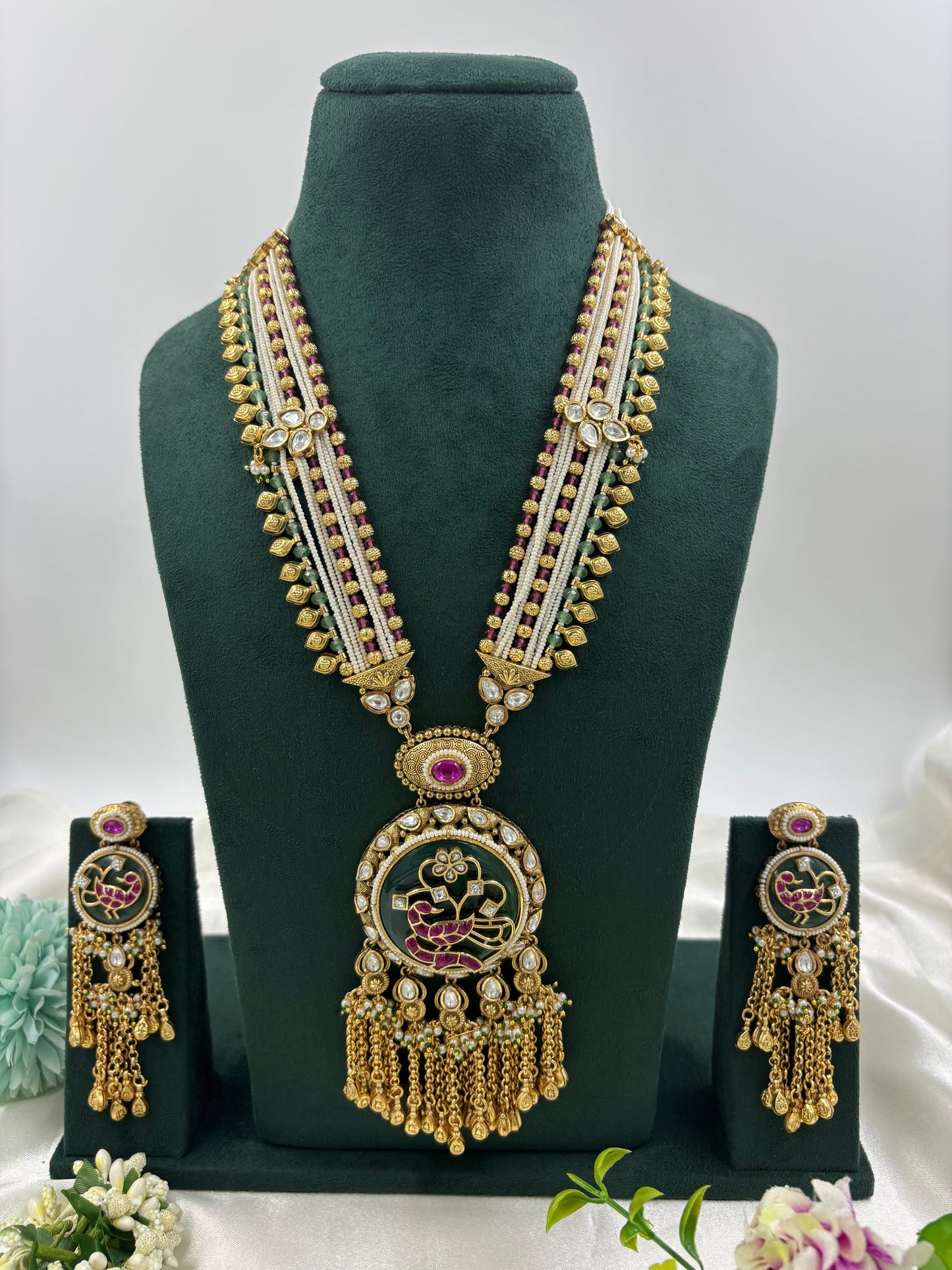 HANVI PREMIUM LONG ANTIQUE GOLD NECKLACE SET.