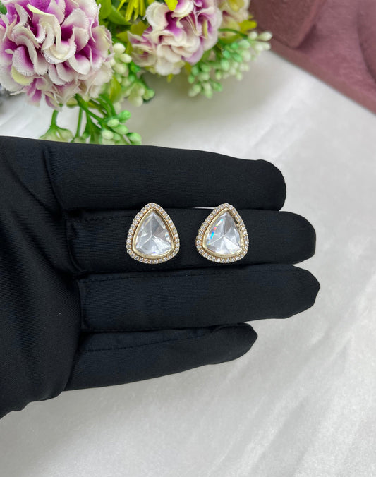 Ridhima Minimal Kundan Necklace