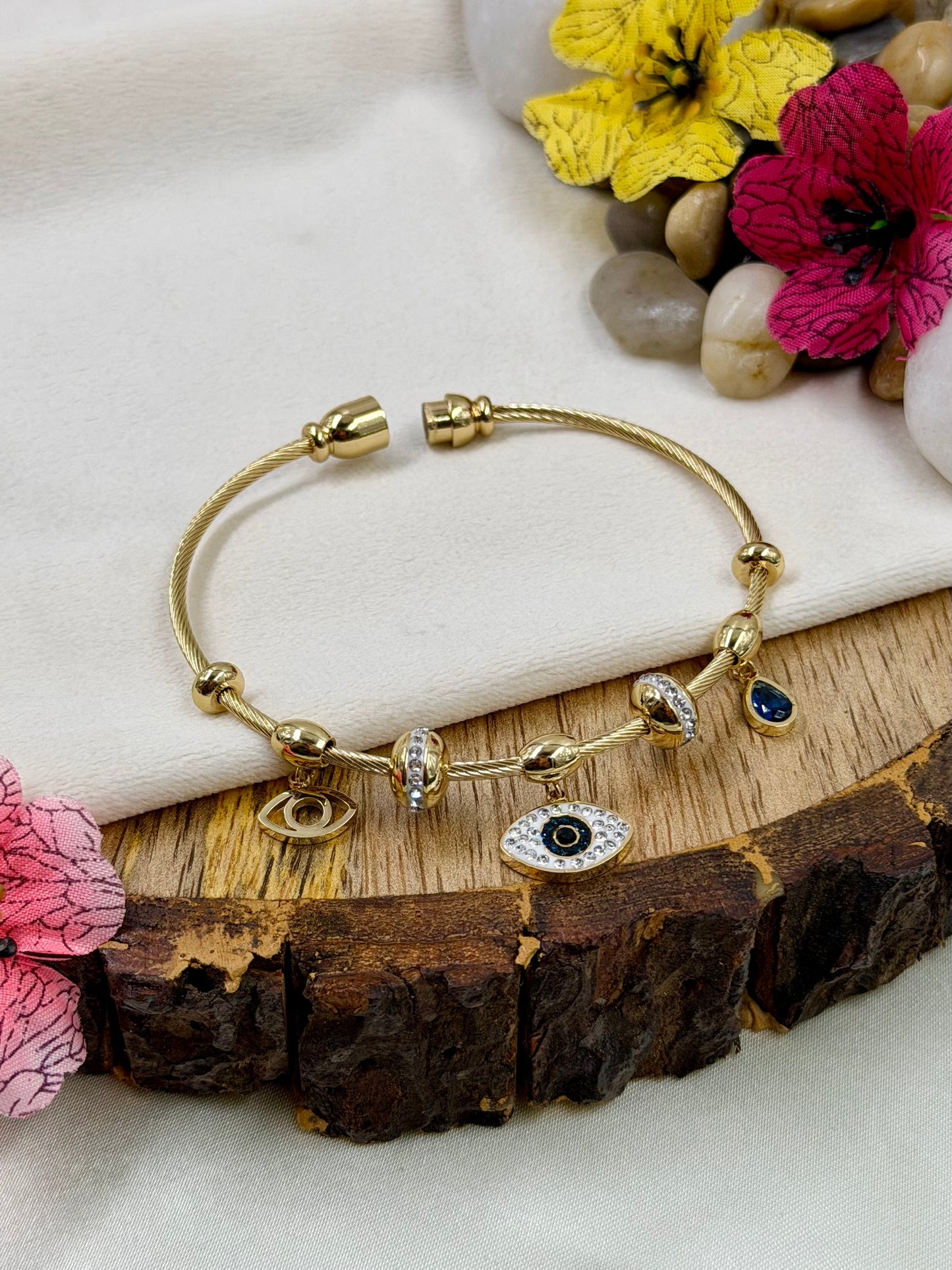 Sabrina Anti-Tarnish Stainless Steel Bracelet (Openable)
