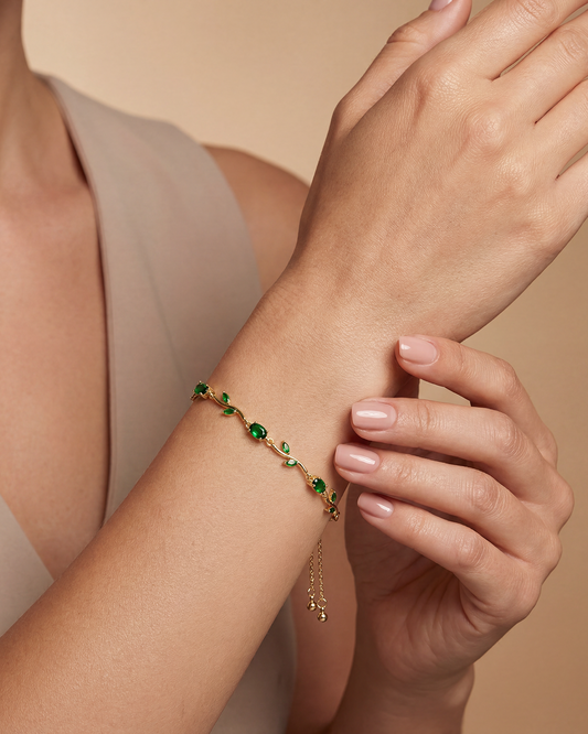 Vine Bracelet close-up view