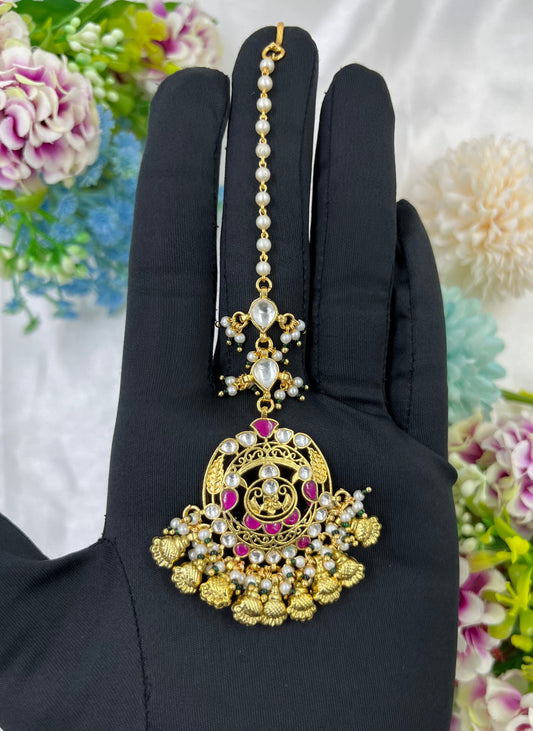 Saanvika Pachi Kundan Mang Tika