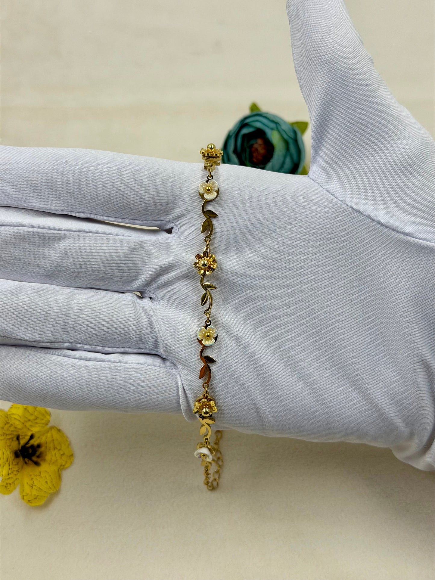 Pragati Anti-Tarnish Stainless Steel Bracelet (Adjustable)