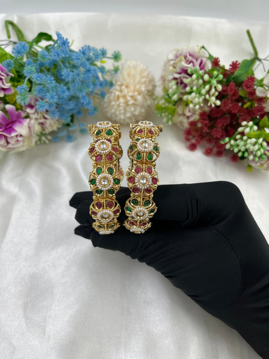 Heerleen Antique Gold Bangles