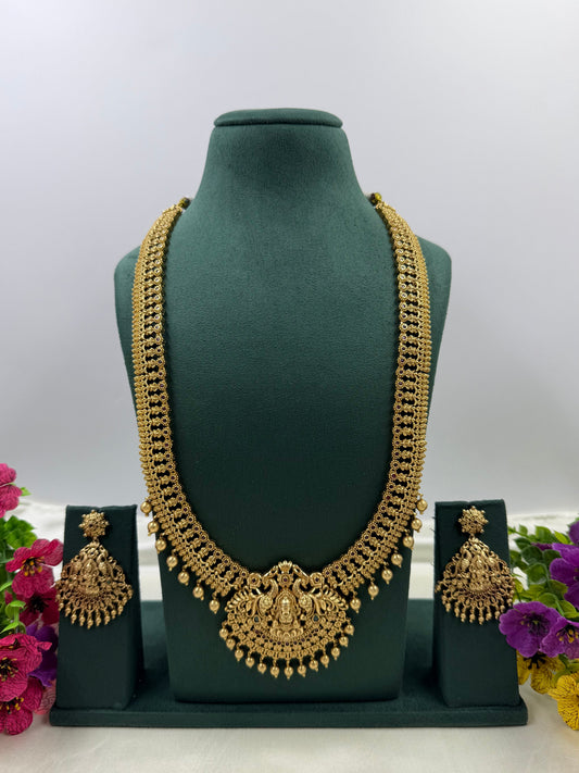 Usha Traditional Long Necklace
