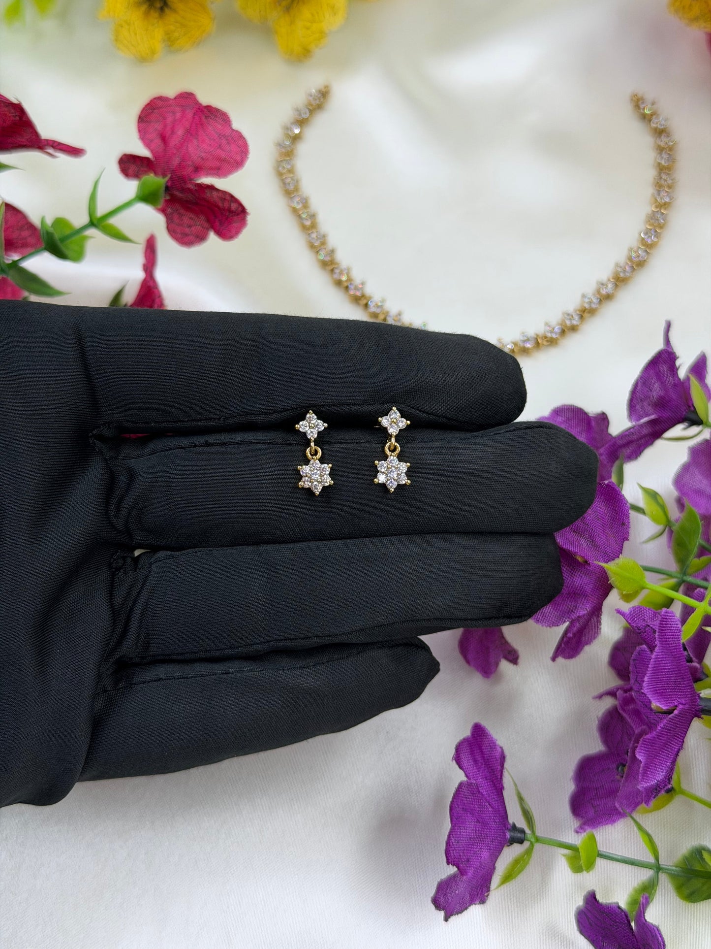 Bela Victorian Delicate Necklace