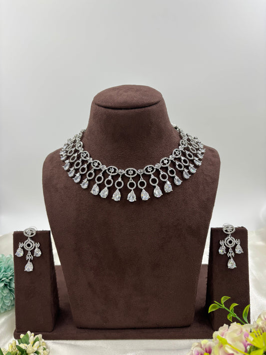 NORA AMERICAN DIMOND NECKLACE SET