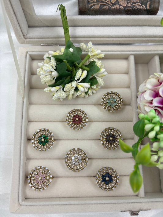 Siara Victorian Jewellery close-up view