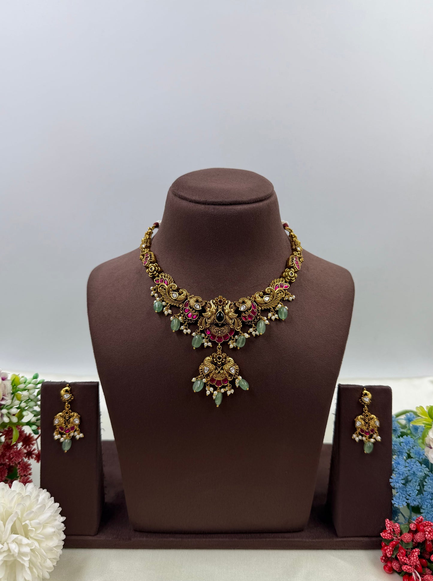 Sunaina Traditional Jadau Pachi Kundan Necklace