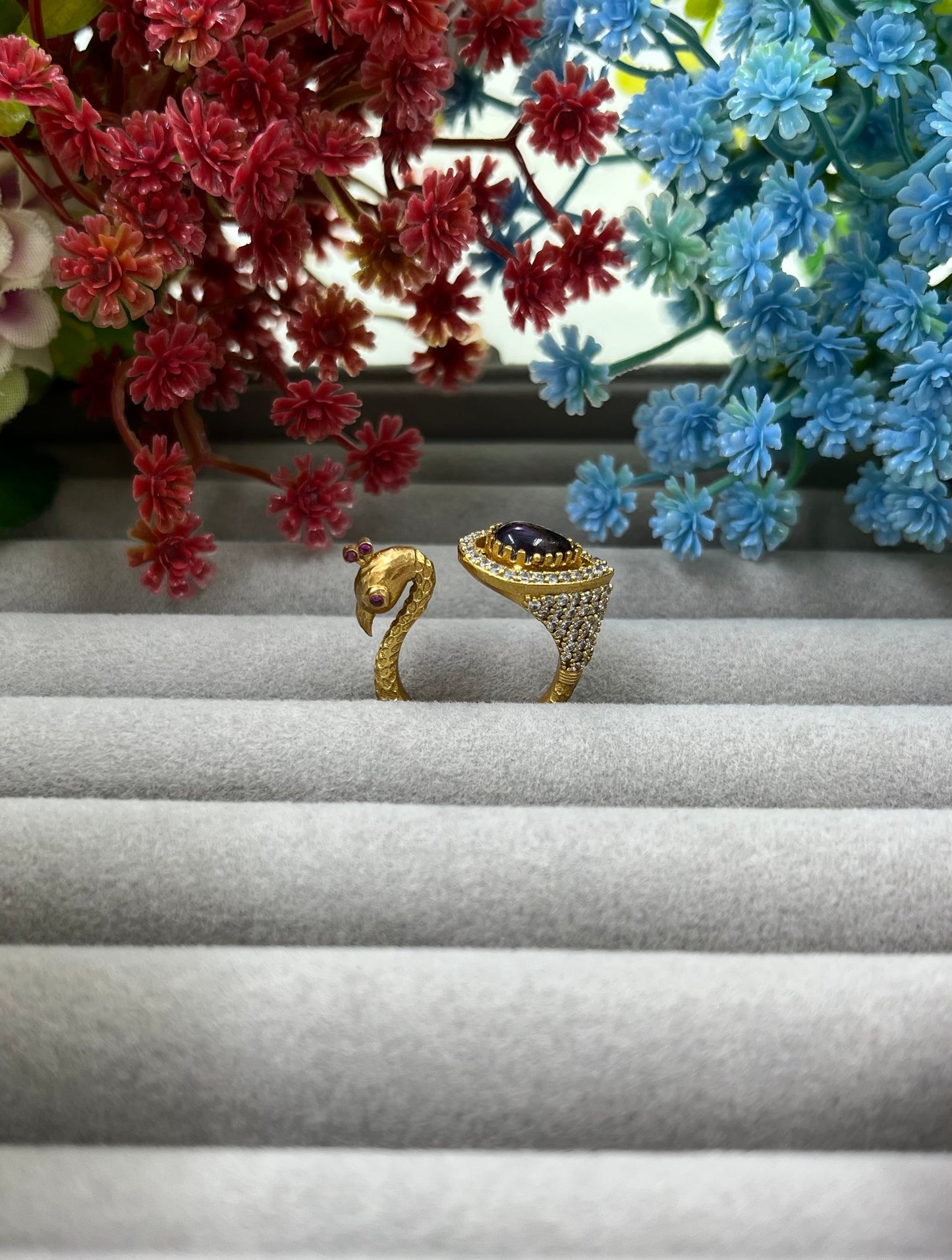 The Royal Peackok Adjustable Kundan Finger Ring.