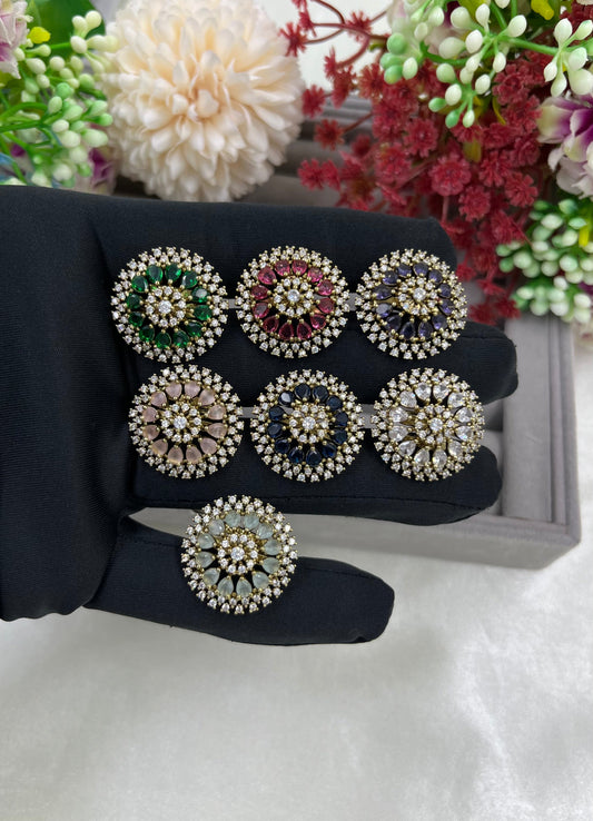 Suvasni Victorian Ad Ring