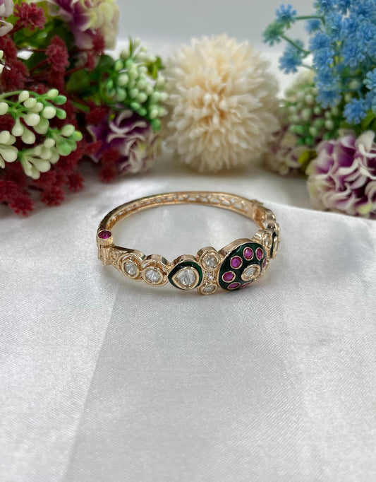 Alpha Minakari Moissanite Kundan Bracelet