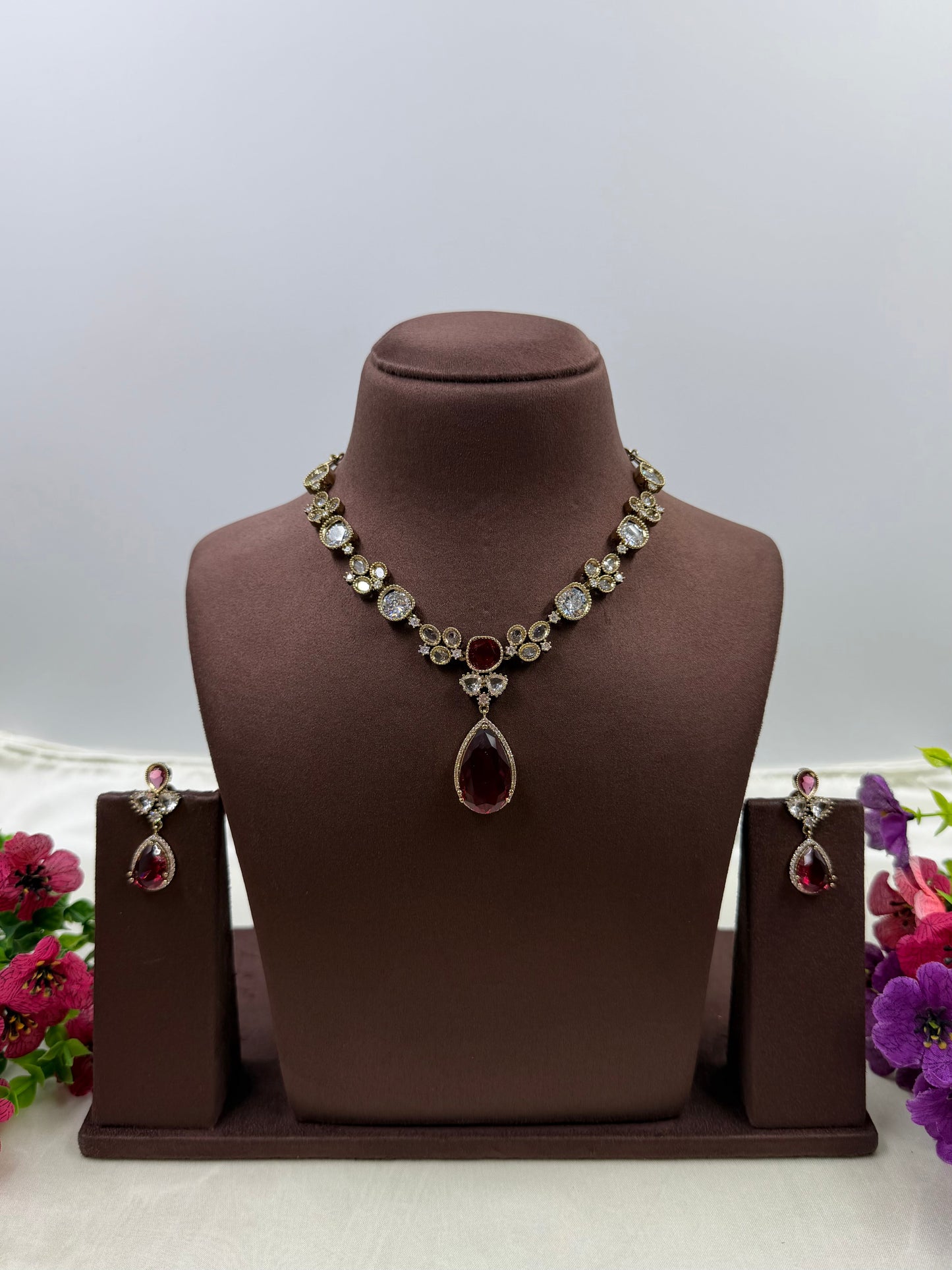 Pooja Victorian Delicate Necklace