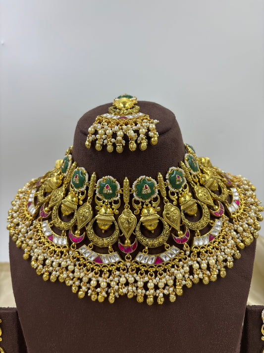 Heritage Pachi Antique gold Semi Bridal Necklace.