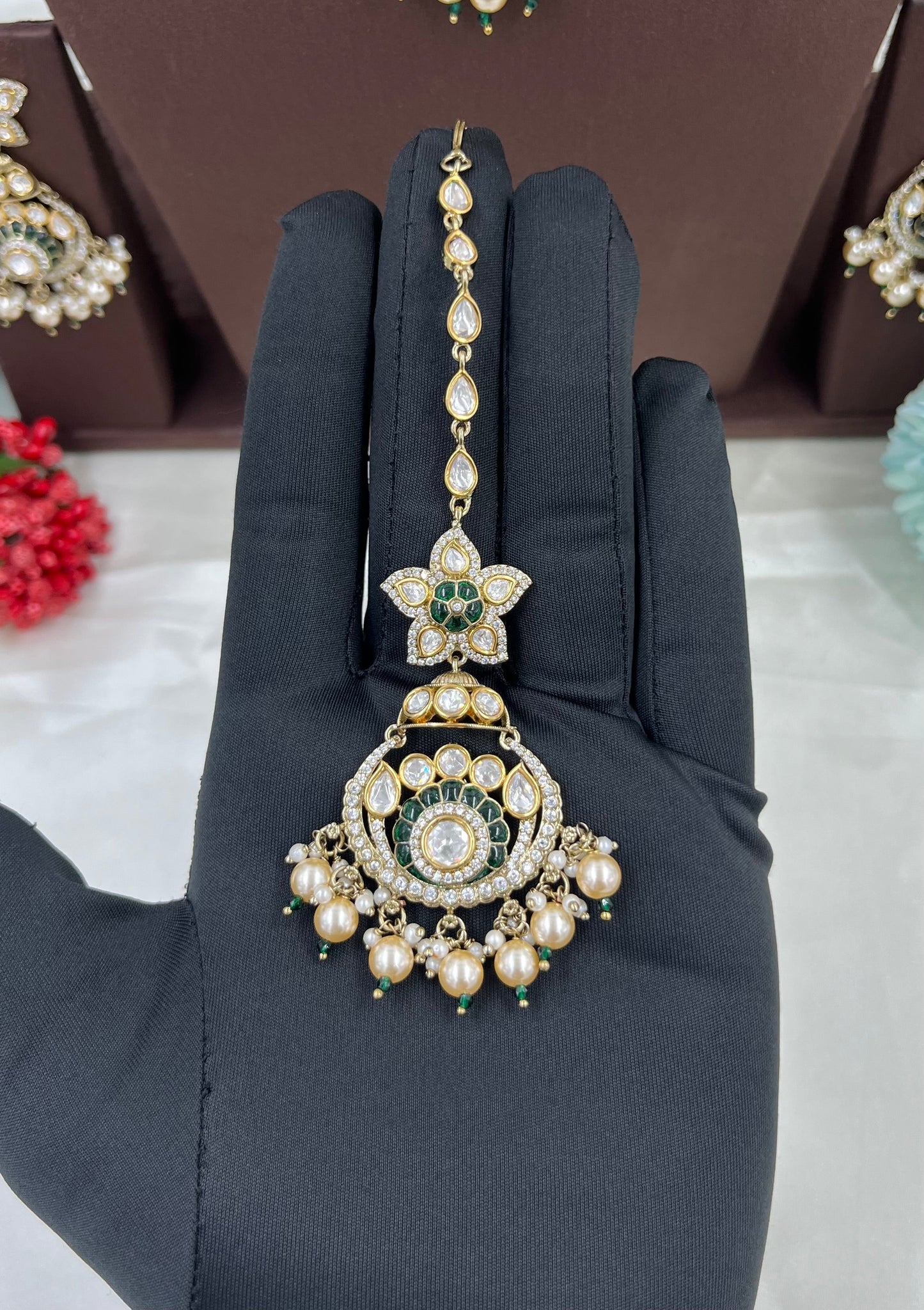 Regal Moissanite Kundan Necklace