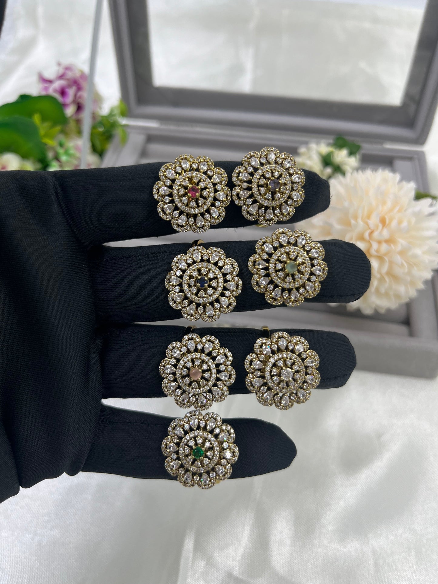 Regal Orb Victorian Ad Ring