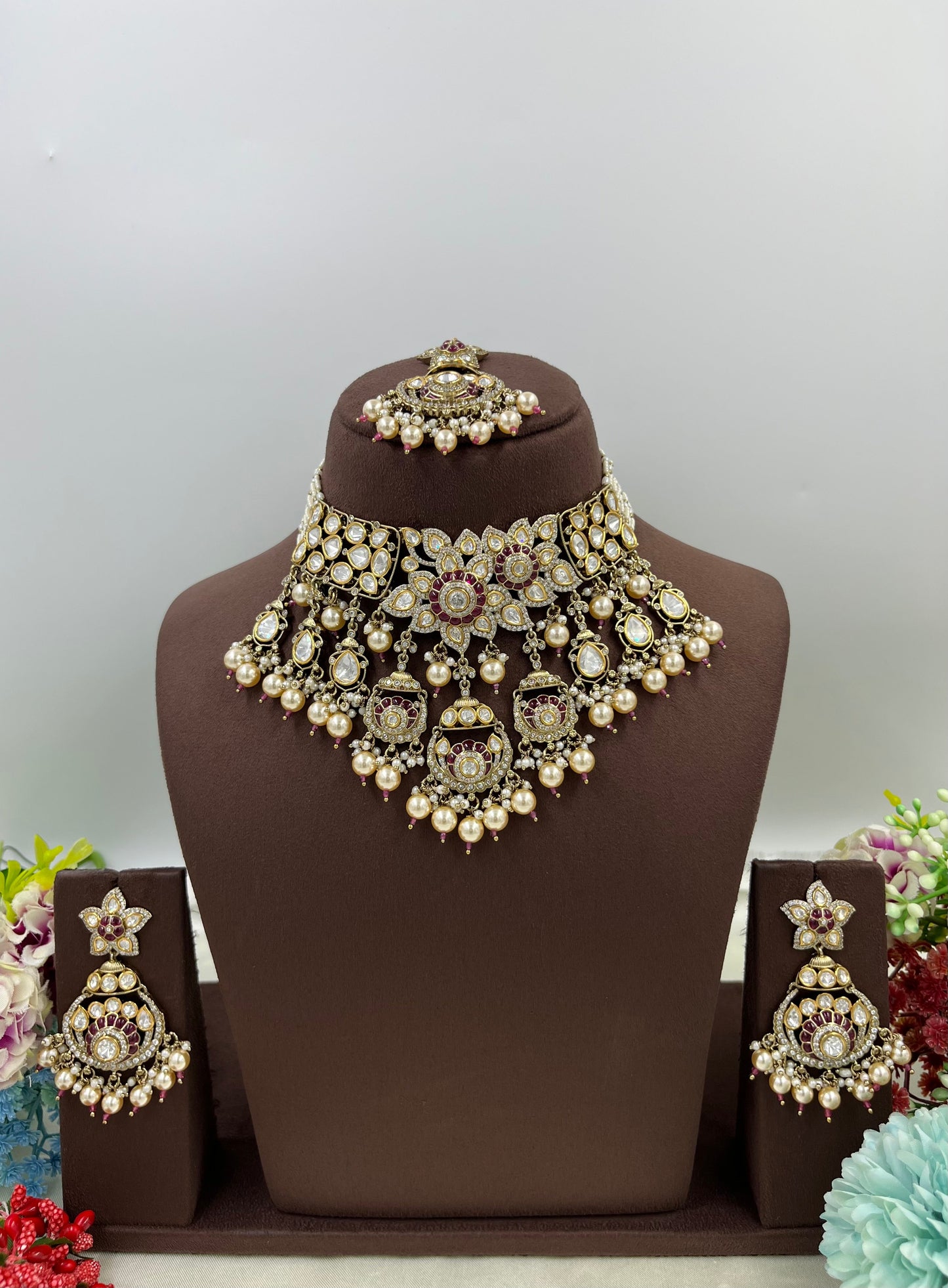 Regal Moissanite Kundan Necklace