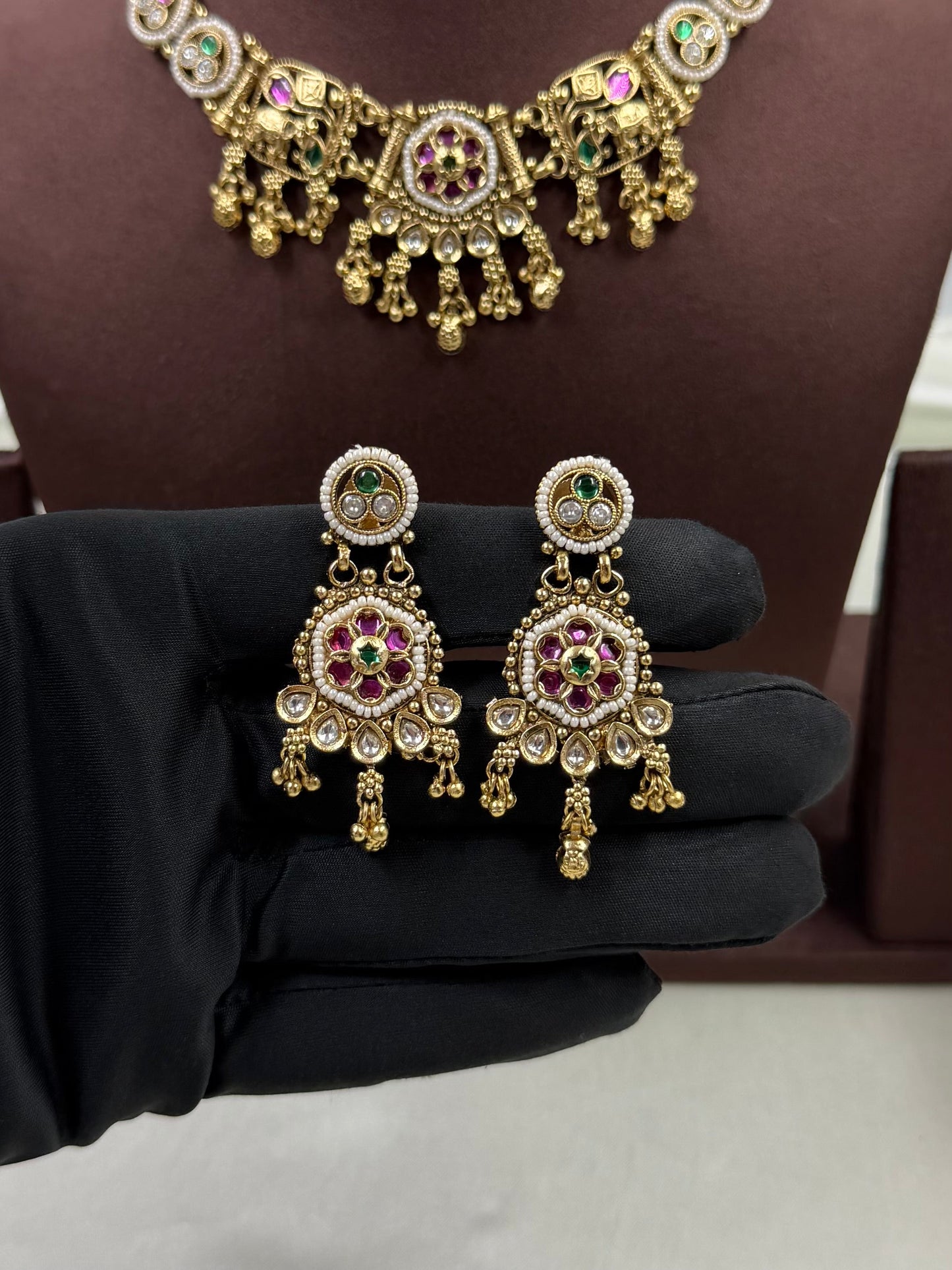 Malini Heritage Delicate Necklace