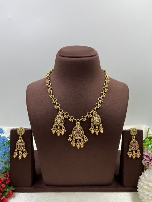 Shreya Heritage Necklace Set close-up view