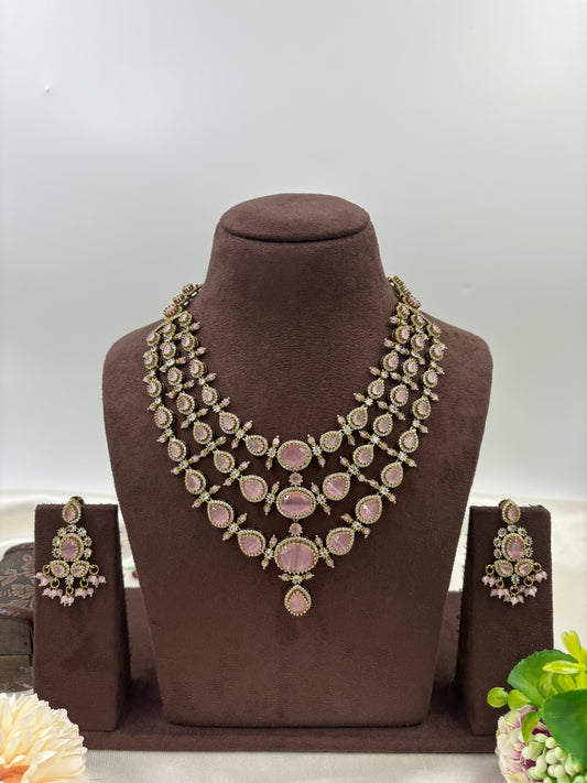 Gulbahar Victorian Jewellery close-up view