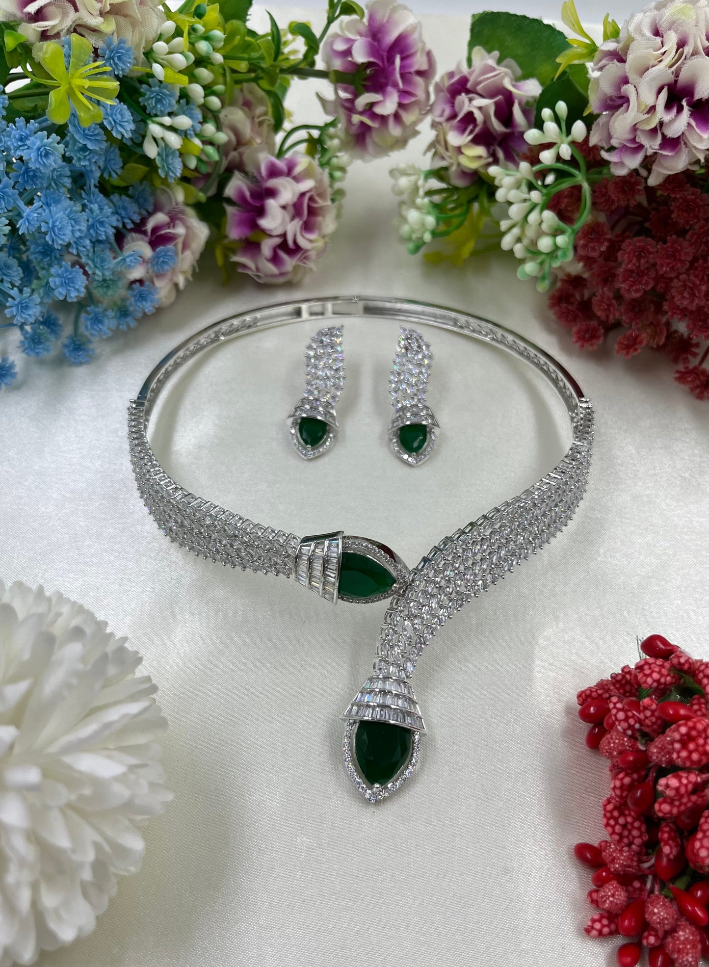 Anya American Dimond Necklace