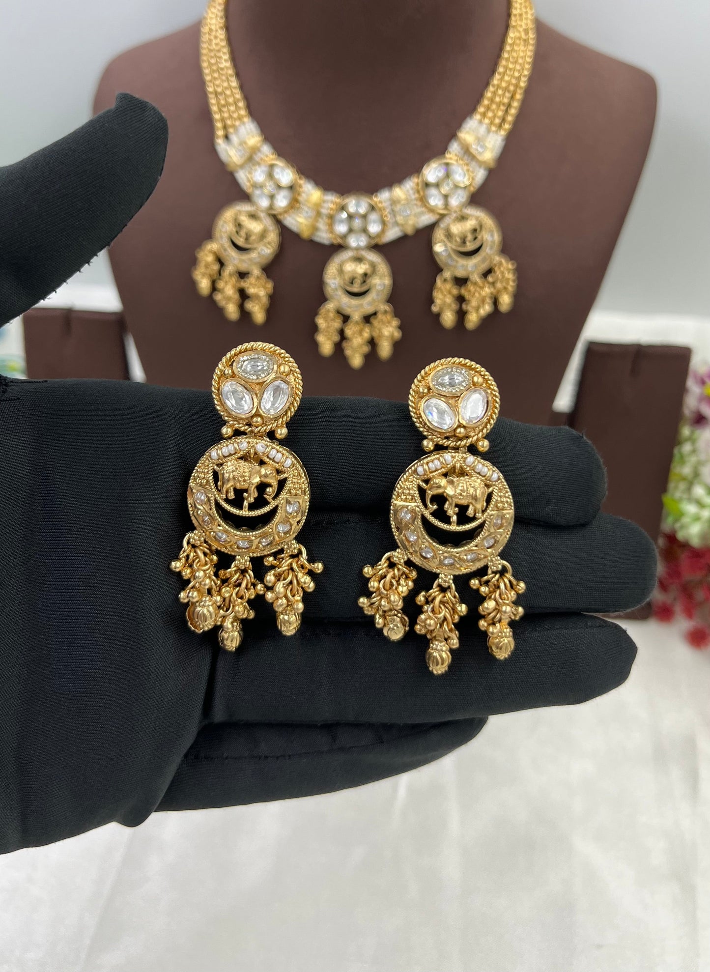 Sanvi Heritage Premium Moti Necklace