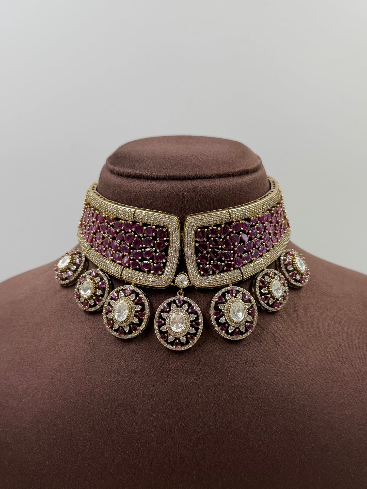 Hetal Victorian Choker Necklace Set