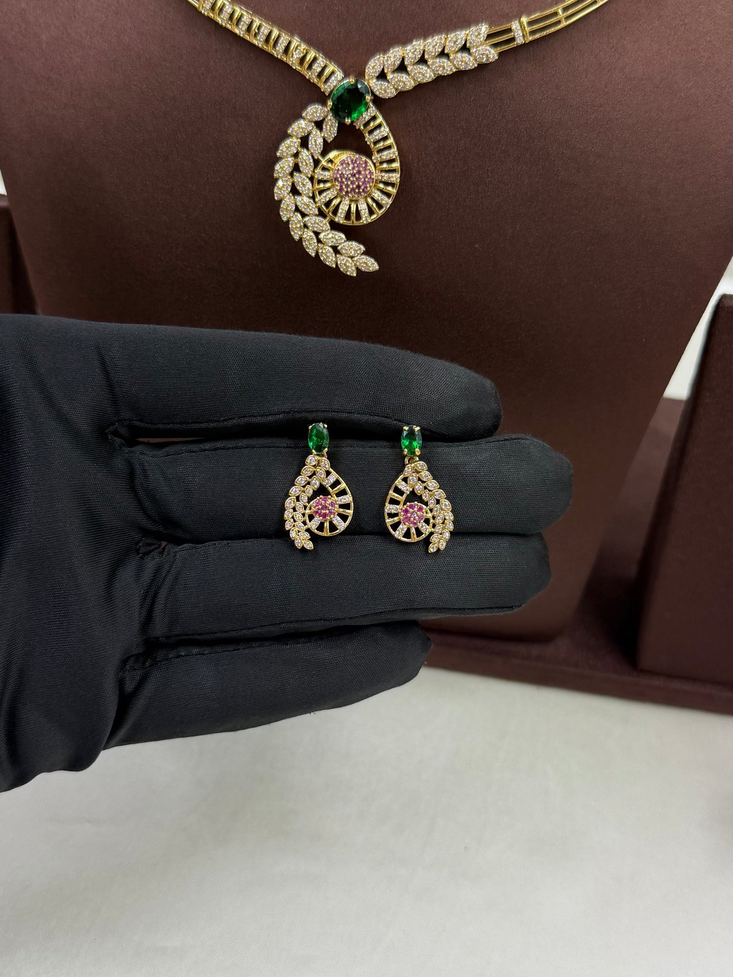 Unnati Victorian Hasli Necklace