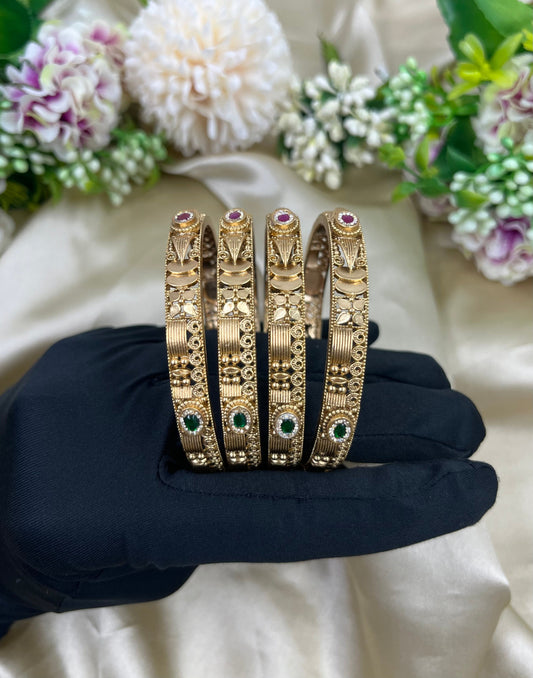 Zenith Rajwadi Four Pic Pearl Bangles