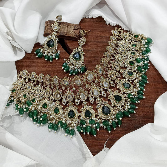 Elysian Victorian Choker Necklace Set close-up view