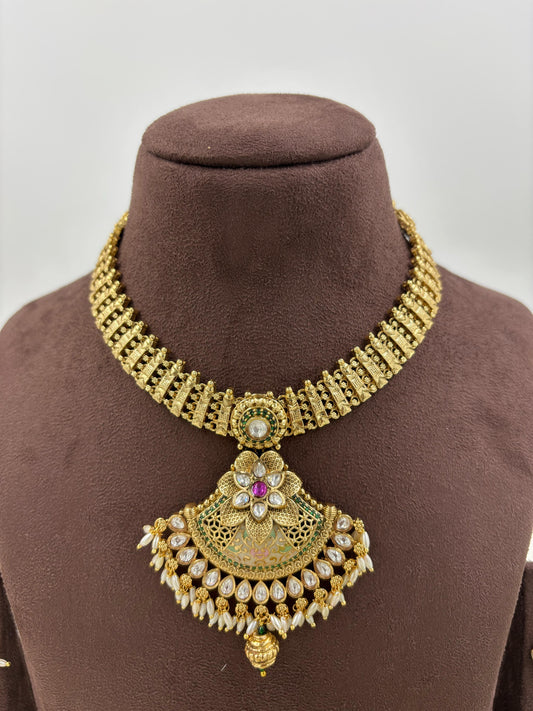 Ravika Antique Gold Necklace Set