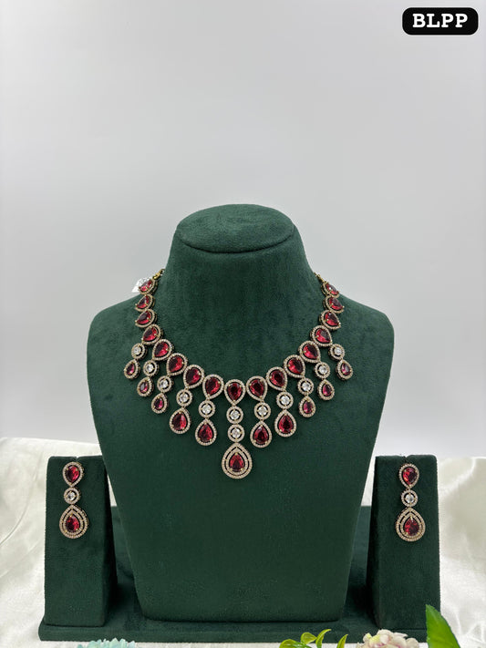 Roma Victorian Jewellery close-up view