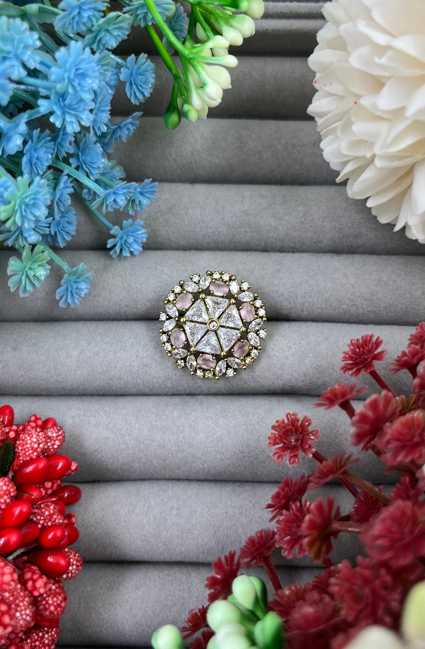 Rulino Victorian Ad Ring