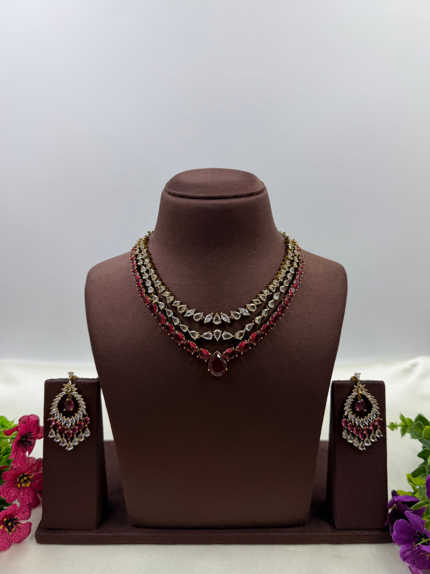 Samrudhi Victorian Three Layering Necklace