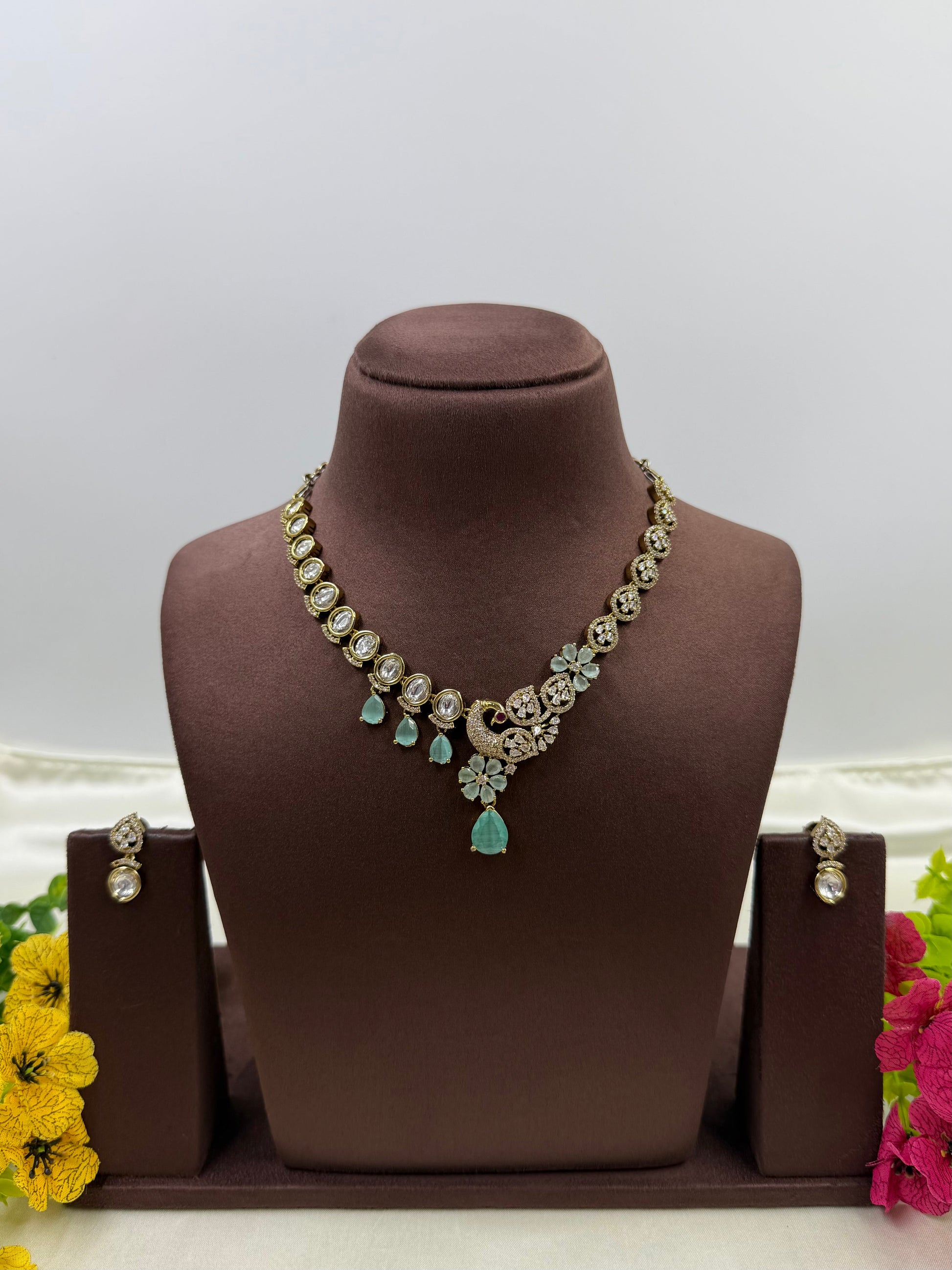 Sneha Victorian Necklace Set close-up view