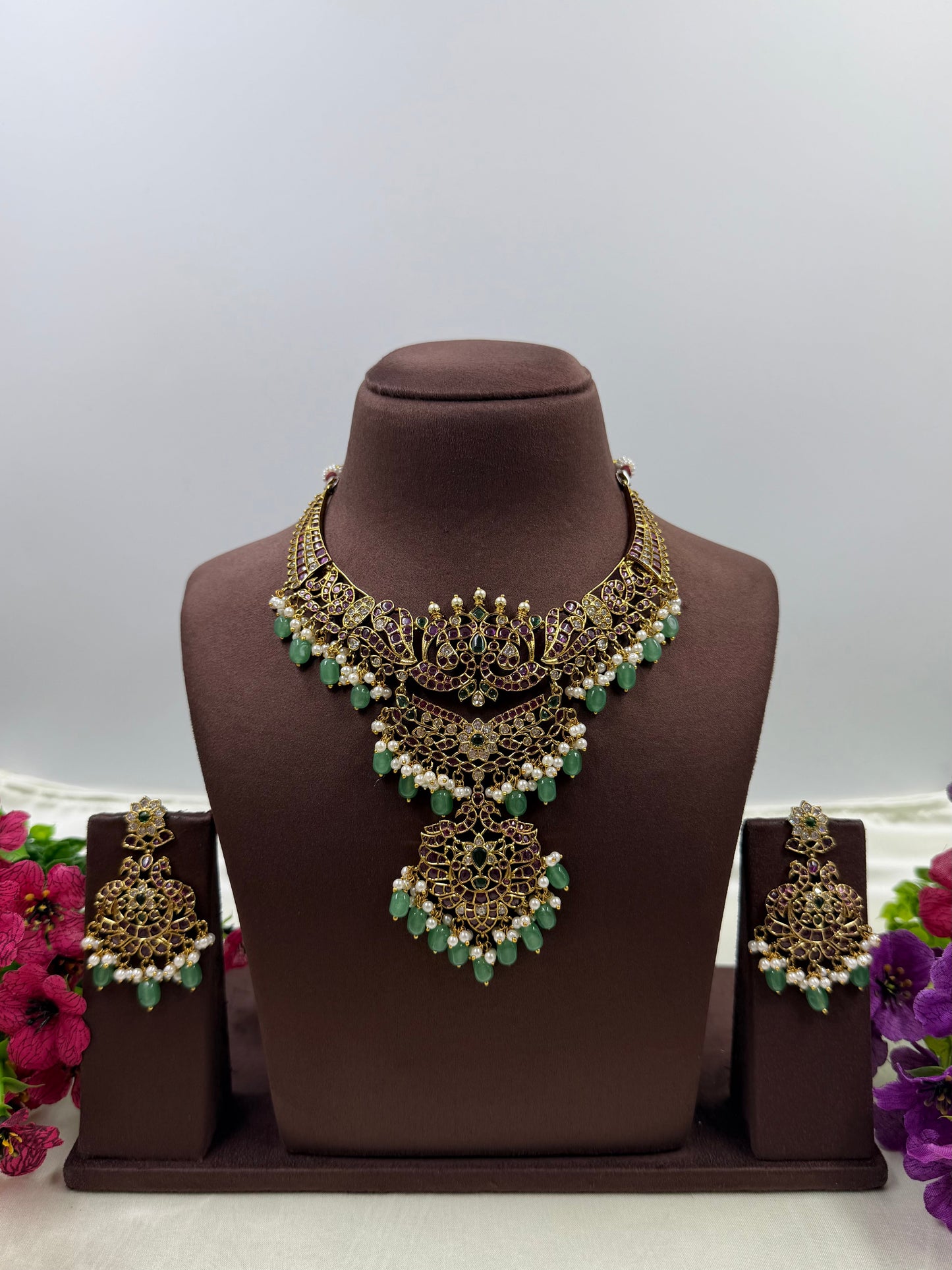 Meera Victorian Traditional Necklace