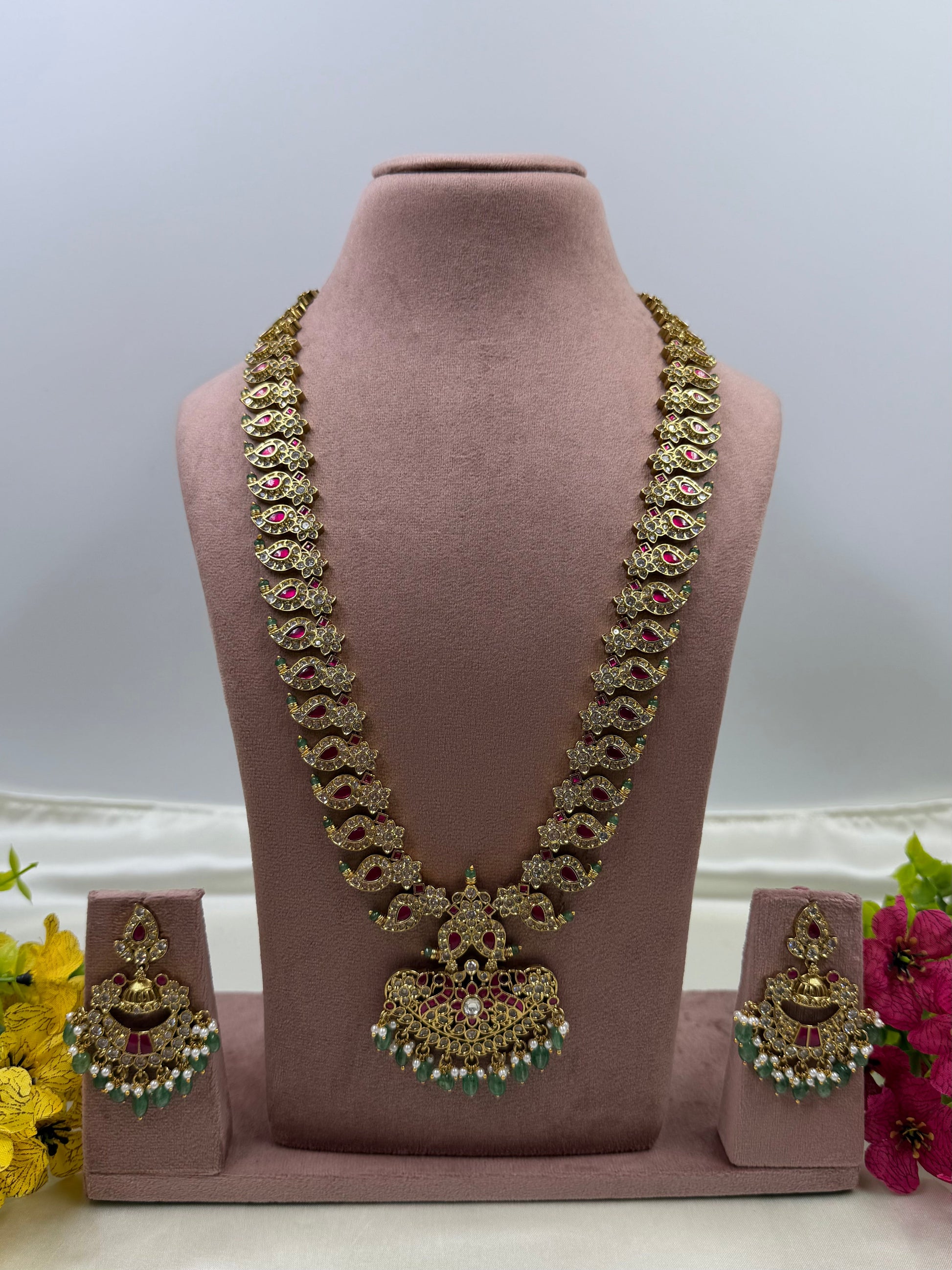 Nidhi Victorian Long Necklace Set close-up view