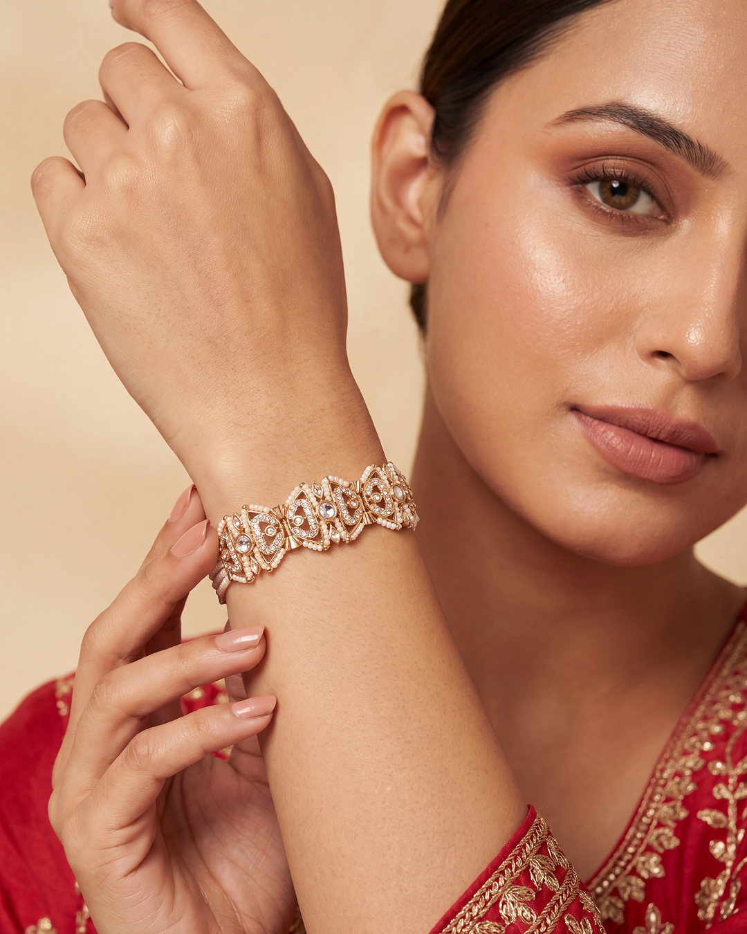 Rutvi Bracelet close-up view