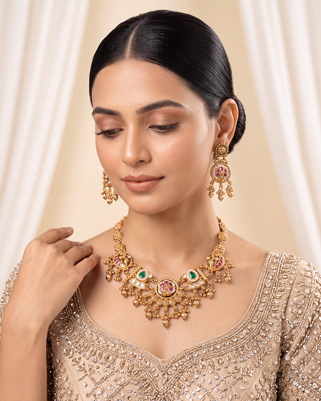 Unnati Heritage Necklace Set close-up view