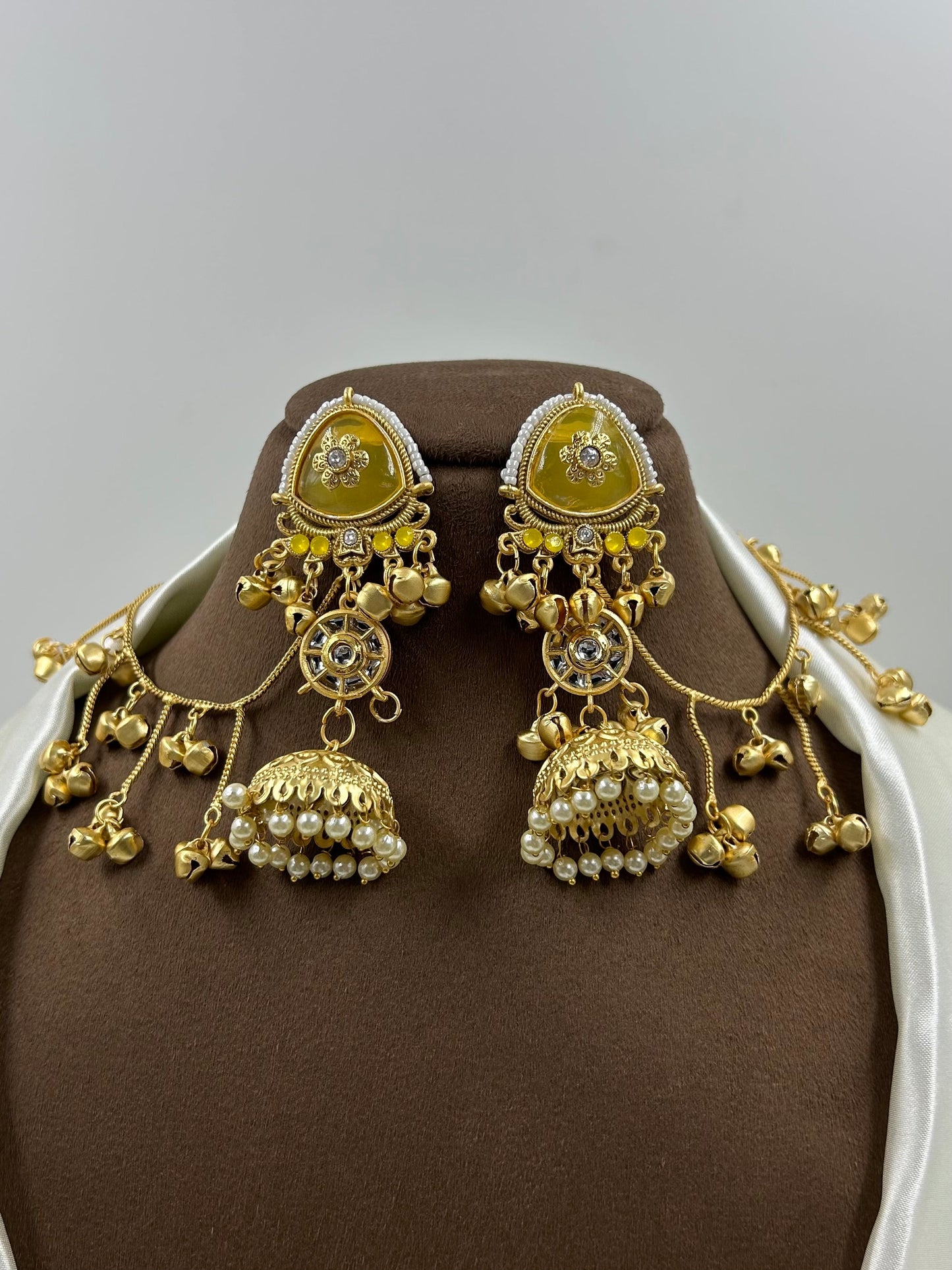 Daksha Kashmiri Earing with Earchain