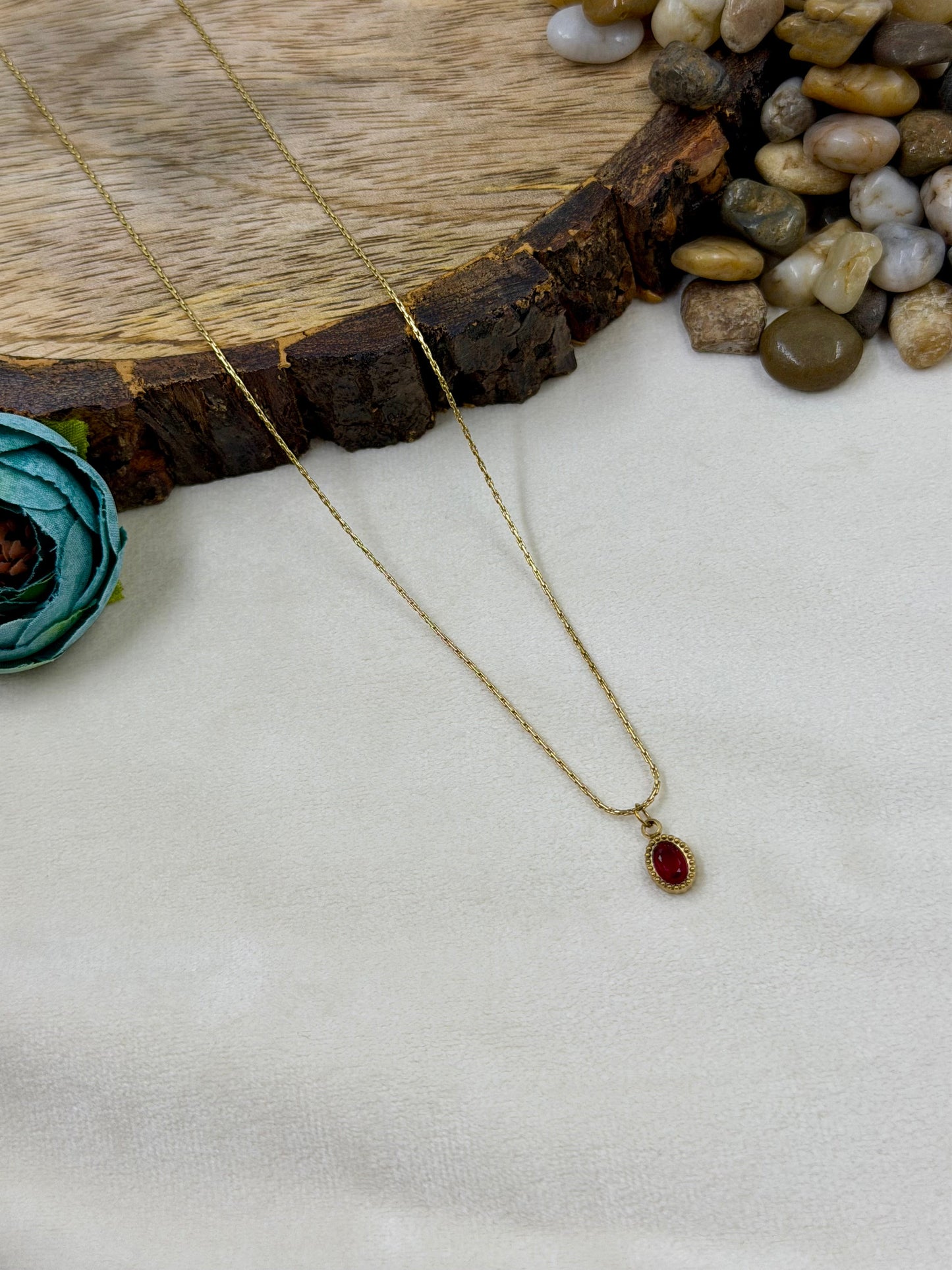 Minimal Oval Gem Gold Chain