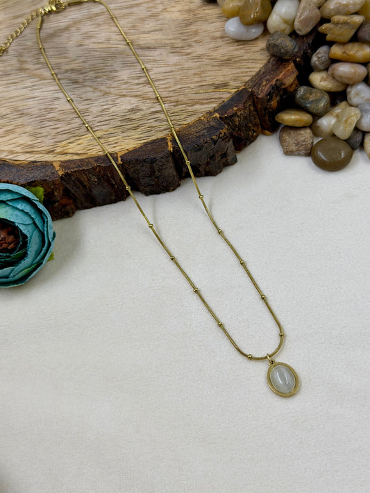 Minimal Oval Stone Gold Chain