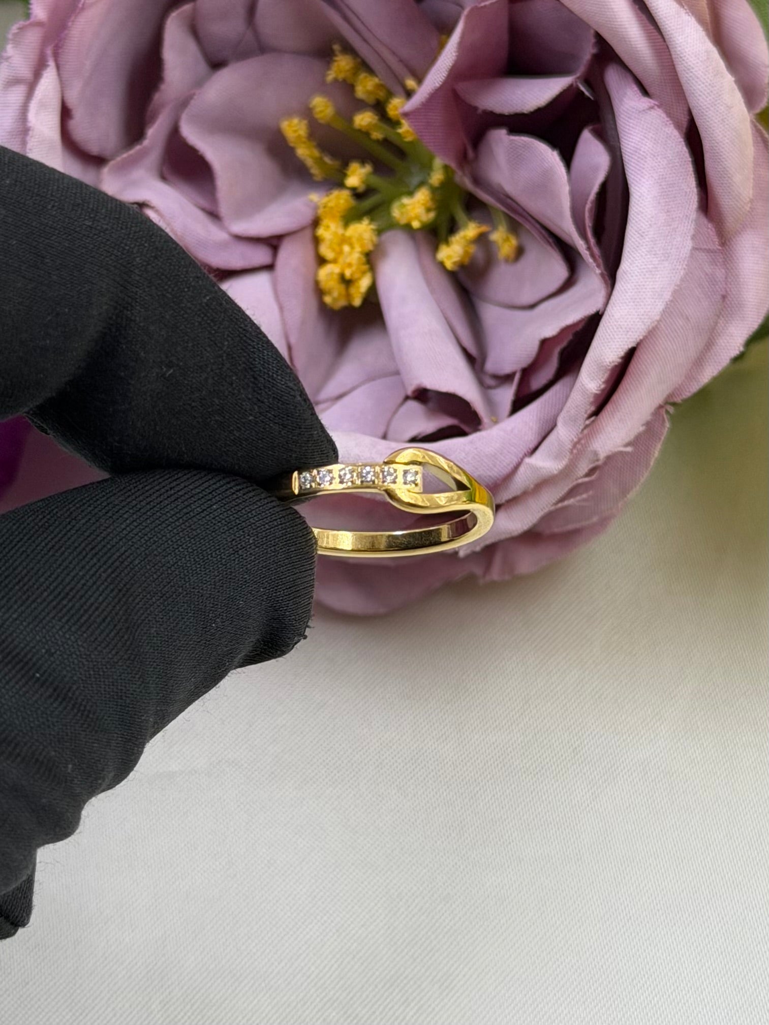 Cecily Finger Ring full product photo on plain background